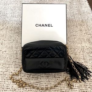 Vintage Chanel camera bag with box and entrupy verification